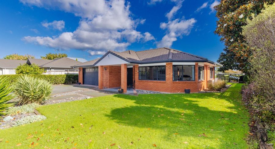  at 11 Greenough Place, Rototuna, Hamilton