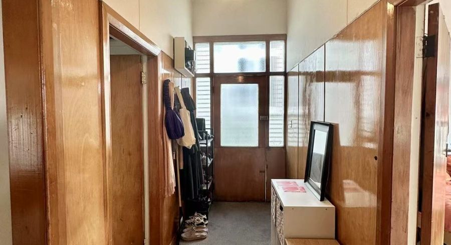  at Upper/1 Manley Street, Newtown, Newtown, Wellington, Wellington