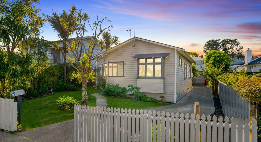  at 37 Elizabeth Street, Mount Eden, Auckland City, Auckland