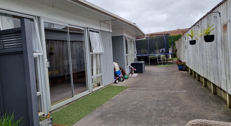  at 230c Campbell Road, Greenlane, Auckland City, Auckland