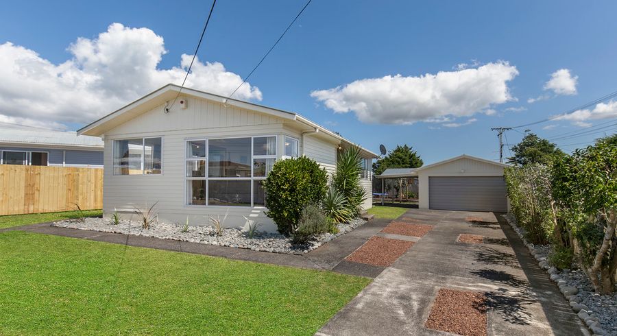  at 20 Tramway Road, Beach Haven, Auckland