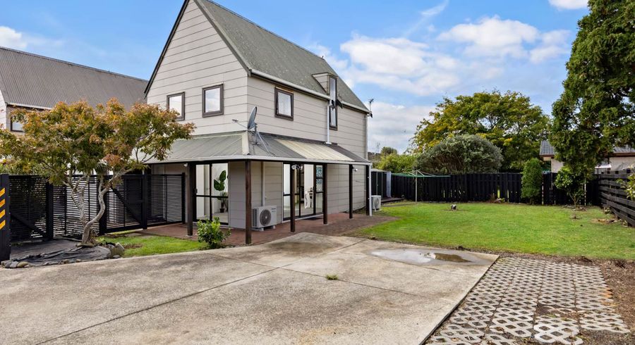  at 2/47 Pakuranga Road, Pakuranga, Auckland