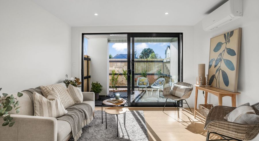  at 1/200 Knights Road, Lower Hutt, Lower Hutt, Wellington