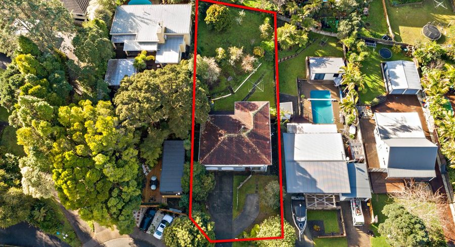  at 14 Flavia Close, Torbay, Auckland