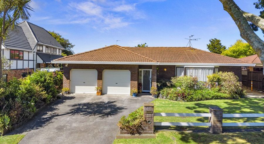  at 137 Walter Strevens Drive, Conifer Grove, Takanini