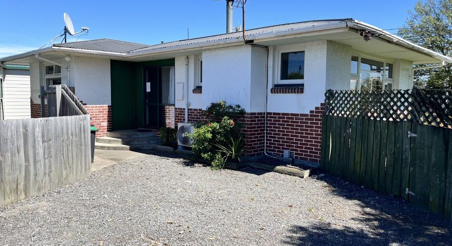  at 34b Shortland Street, Wainoni, Christchurch City, Canterbury