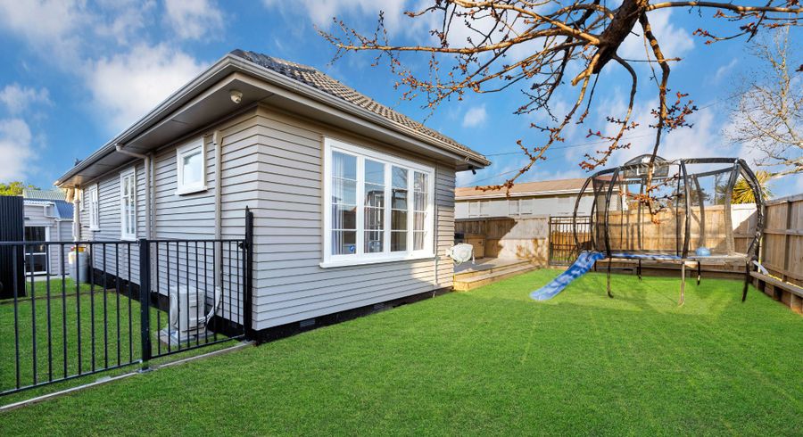  at 1/31 Rosebank Road, Papatoetoe, Manukau City, Auckland