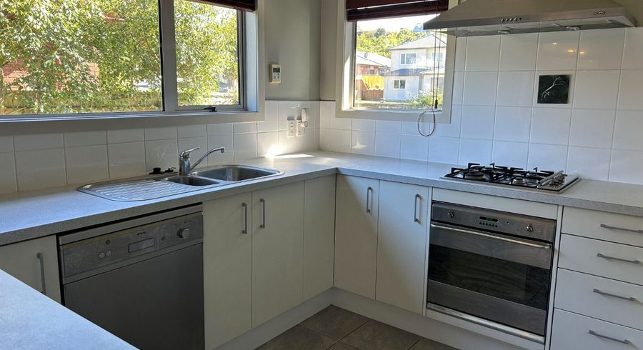  at 6 Routeburn Avenue, Aotea, Porirua, Wellington