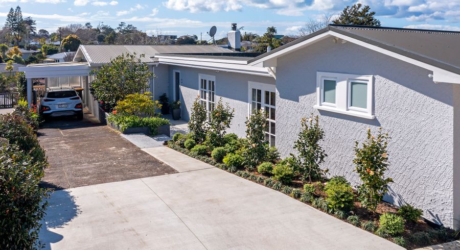  at 90 Uxbridge Road, Cockle Bay, Auckland