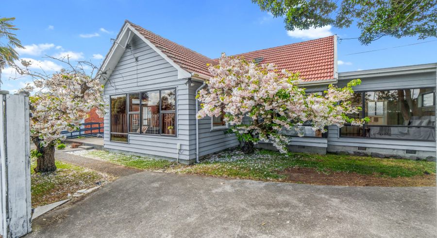  at 384 Wairakei Road, Burnside, Christchurch