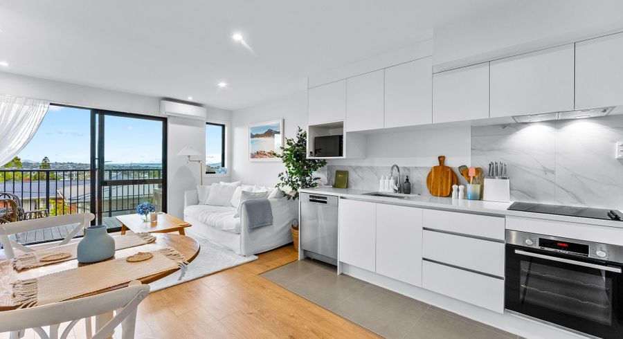  at 103/318 Wairau Road, Glenfield, North Shore City, Auckland