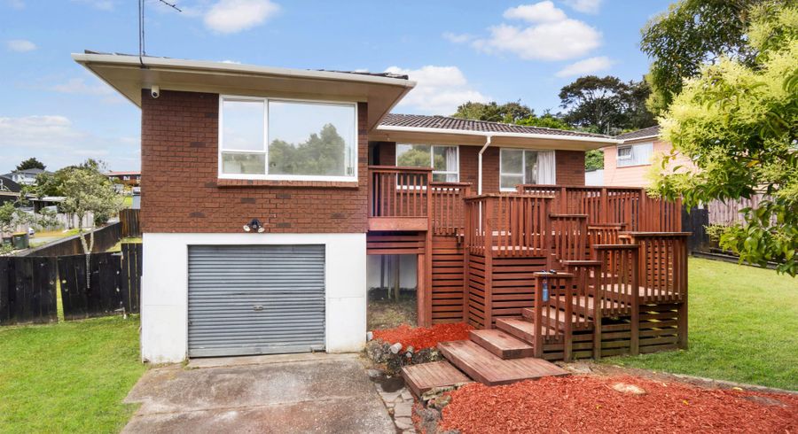  at 14 Zingaro Place, Massey, Waitakere City, Auckland