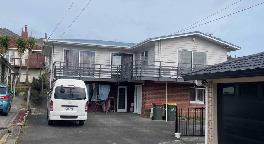  at 6 Noton Road, Mount Roskill, Auckland