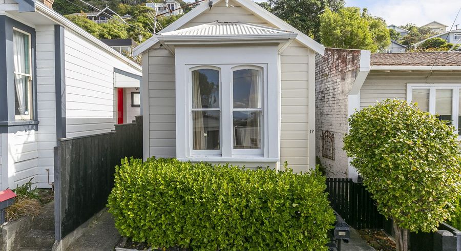  at 17 Upper Bourke Street, Kilbirnie, Wellington