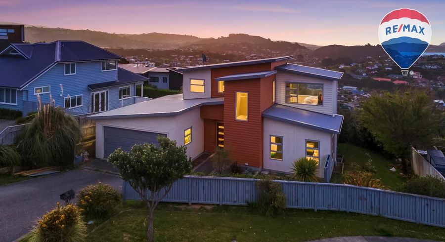  at 137 Endeavour Drive, Whitby, Porirua, Wellington