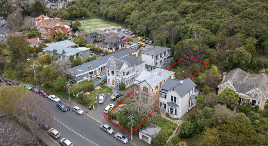  at 86 Queen Street, North Dunedin, Dunedin
