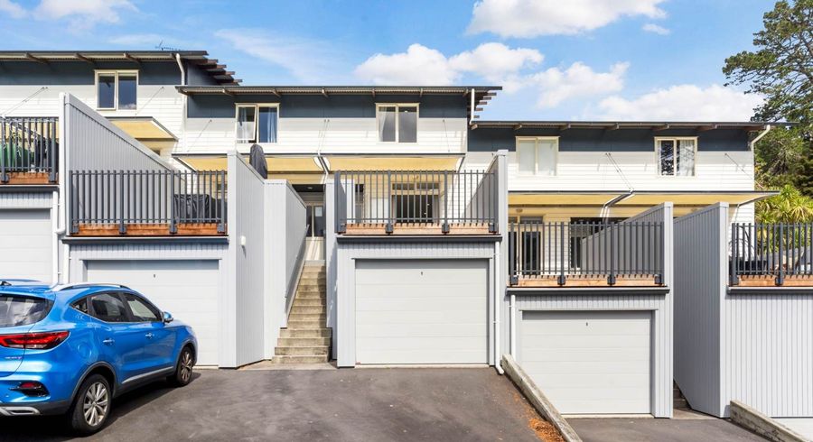  at H6/20 Ian Marwick Place, Birkenhead, North Shore City, Auckland