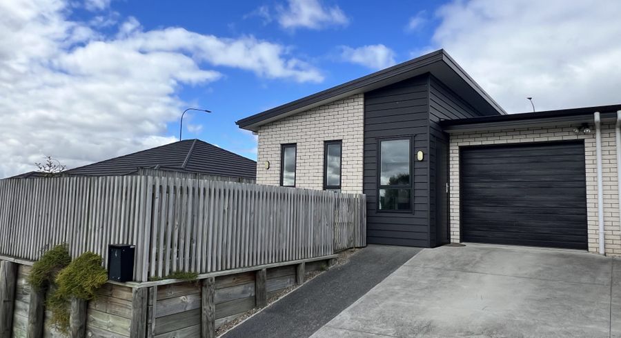  at 4 Rocky Road, Huntington, Hamilton