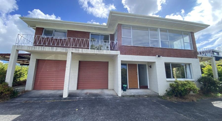  at 33a Forrest Hill Road, Milford, North Shore City, Auckland