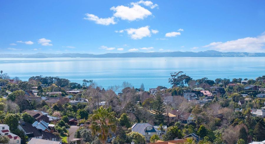  at 2/14 Haseler Crescent, Howick, Manukau City, Auckland