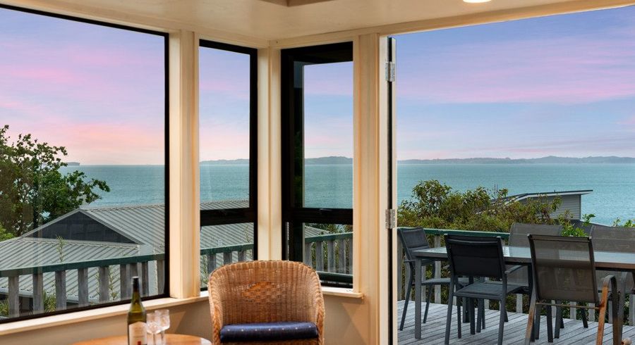  at 9 Rangitoto View Road, Cockle Bay, Manukau City, Auckland