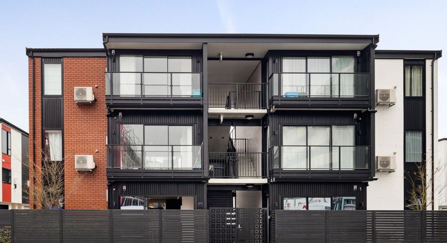  at 1/182 London Street, Hamilton City Central, Hamilton, Waikato