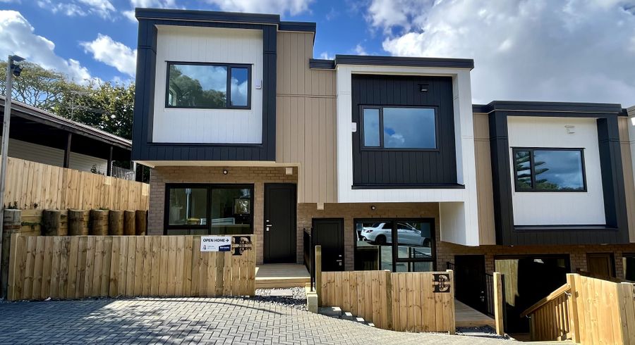  at Lot 2/29 Takapu Street, Henderson, Waitakere City, Auckland