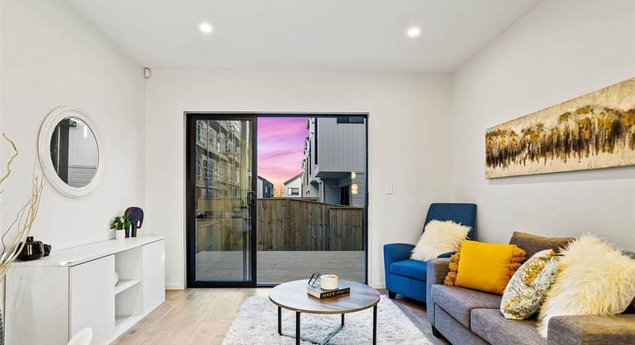  at 1/36 Westgate Drive, Westgate, Waitakere City, Auckland