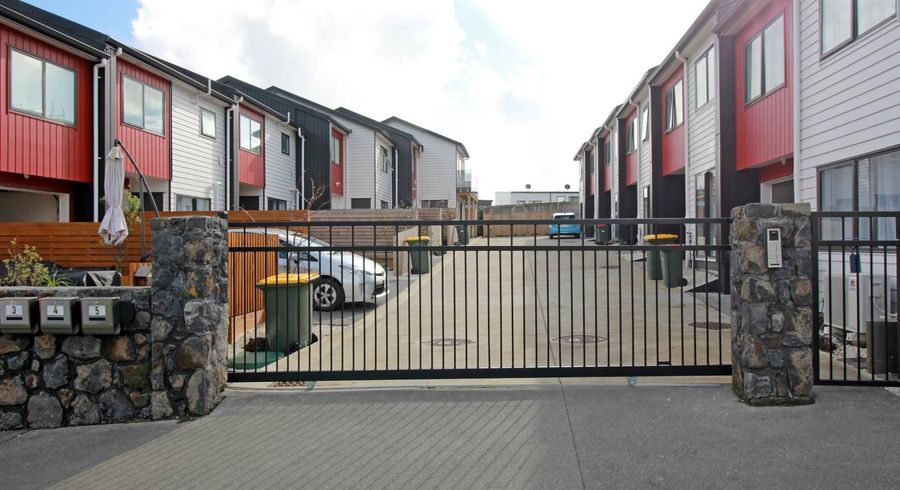  at 4/6 Delemere Place, Glen Innes, Auckland City, Auckland