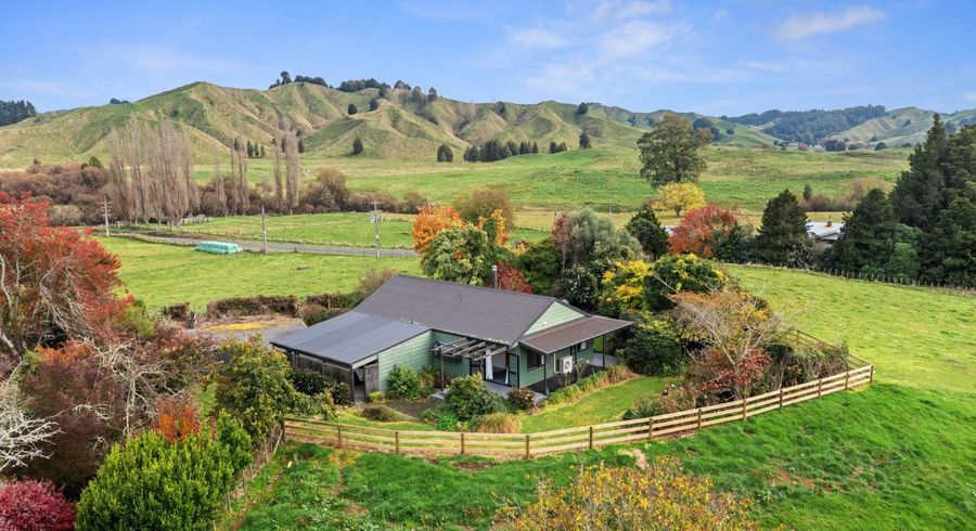  at 87 Kawautahi Road, Owhango