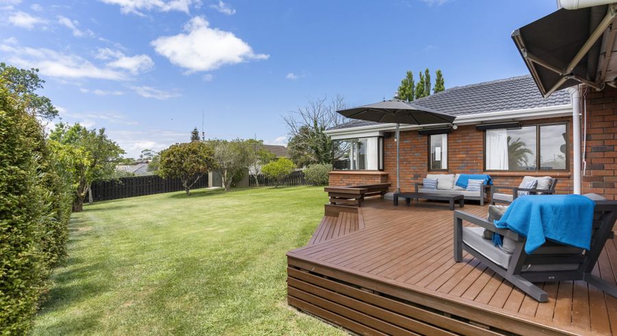  at 13 Denver Avenue, Sunnyvale, Auckland