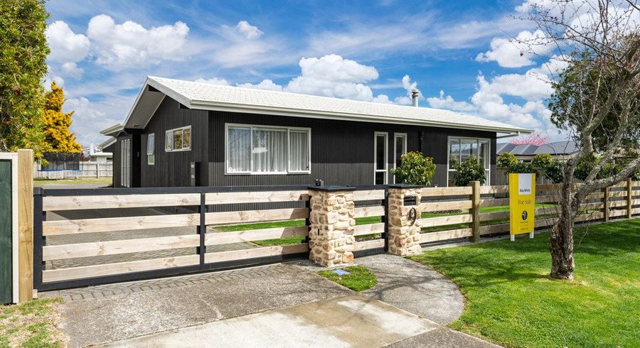  at 9 Charles Crescent, Rainbow Point, Taupo