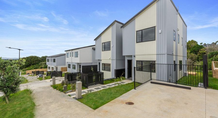  at 49a Crestview Rise, Red Hill, Papakura, Auckland