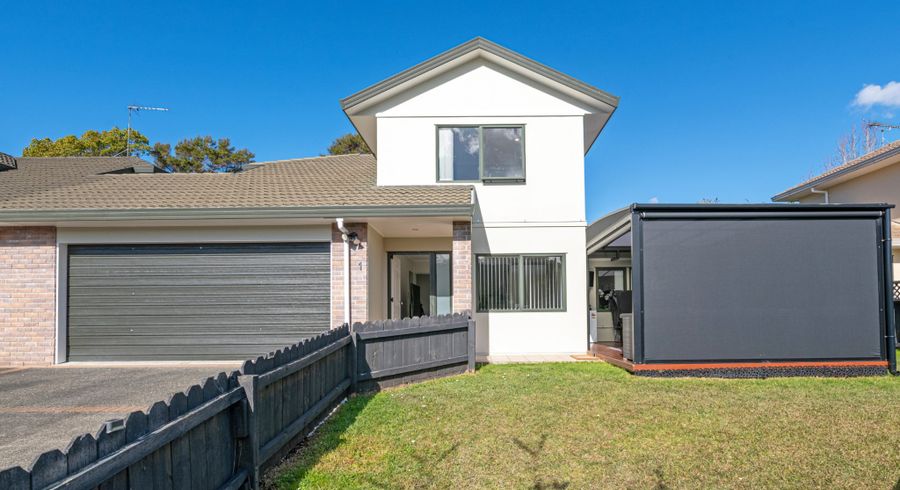  at 1/27 Roanoke Way, Albany, North Shore City, Auckland