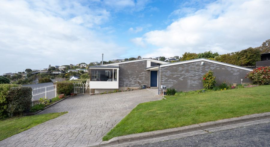  at 63 Cannon Hill Crescent, Mount Pleasant, Christchurch City, Canterbury