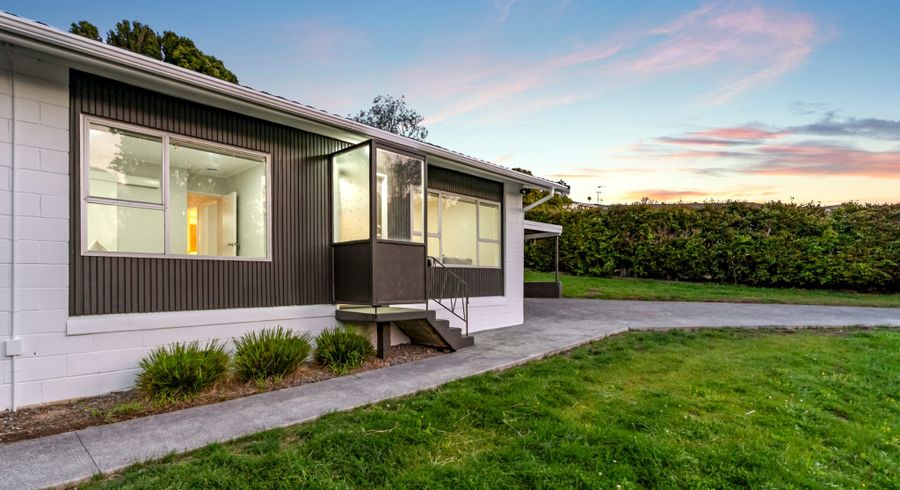  at 1/17 Emirau Place, Glenfield, North Shore City, Auckland