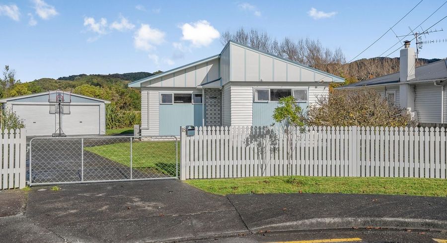  at 18 Heath Street, Wainuiomata, Lower Hutt