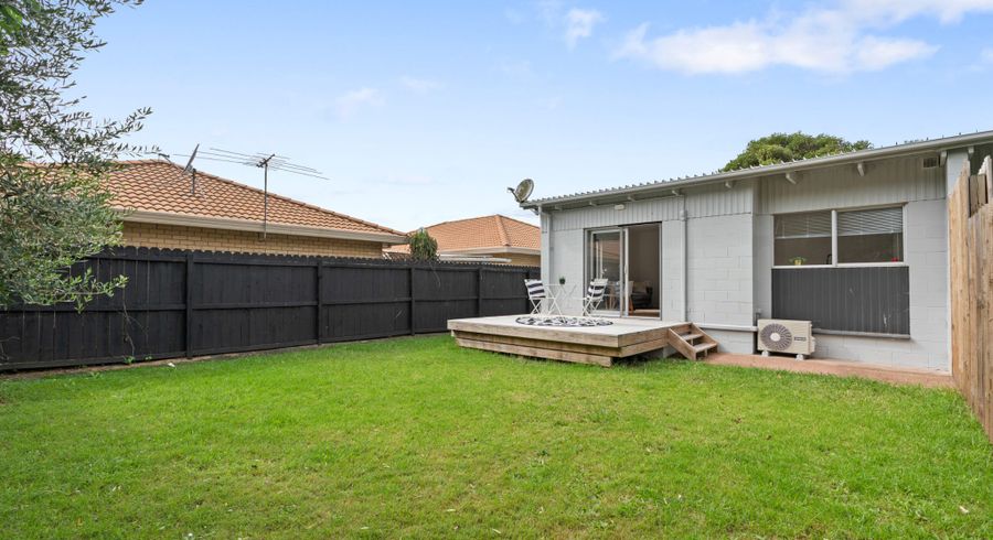  at 4/35 Riversdale Road, Avondale, Auckland City, Auckland