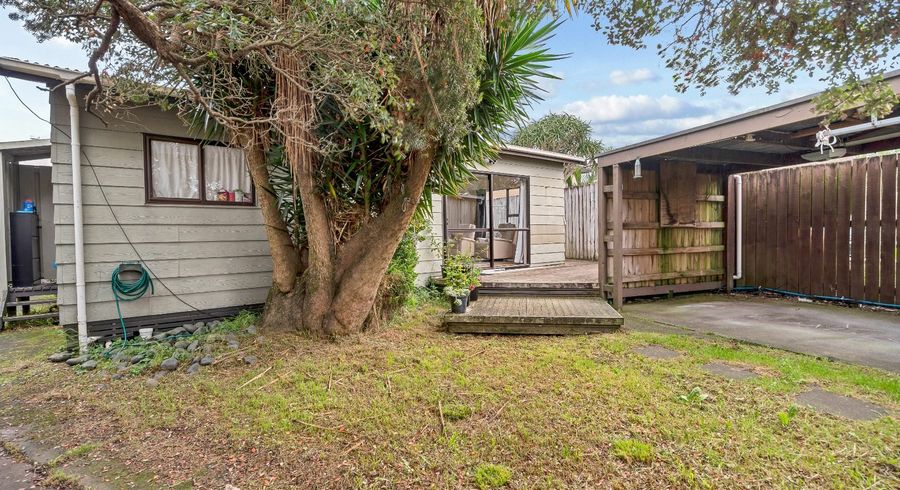  at 12/76 Riversdale Road, Avondale, Auckland City, Auckland