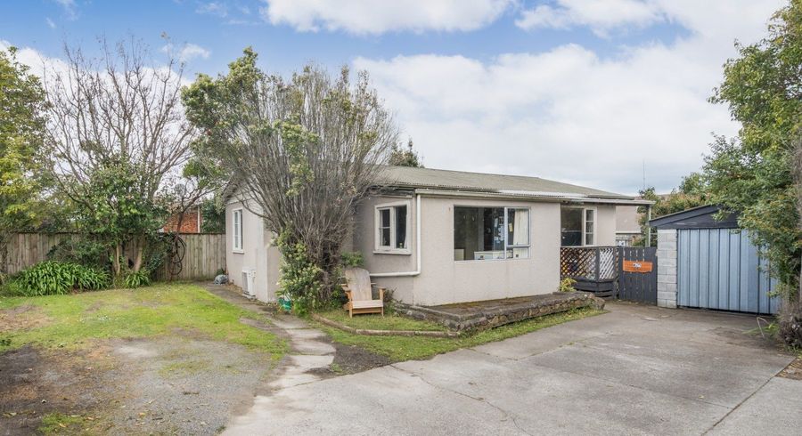  at 318 Botanical Road, West End, Palmerston North, Manawatu / Whanganui