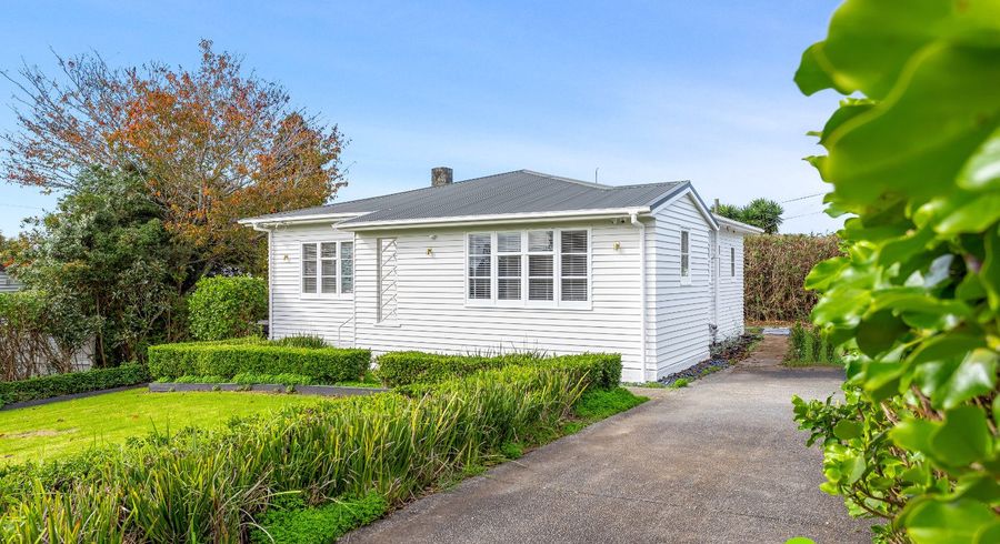  at 17 Kawau Rd, Greenlane, Auckland City, Auckland