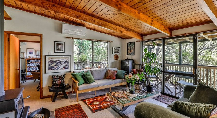 at 28 Wood Bay Road, Titirangi, Auckland