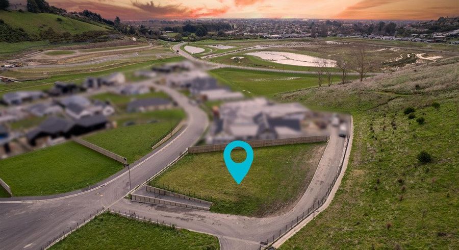  at 17 Carex Rise, Cashmere, Christchurch City, Canterbury