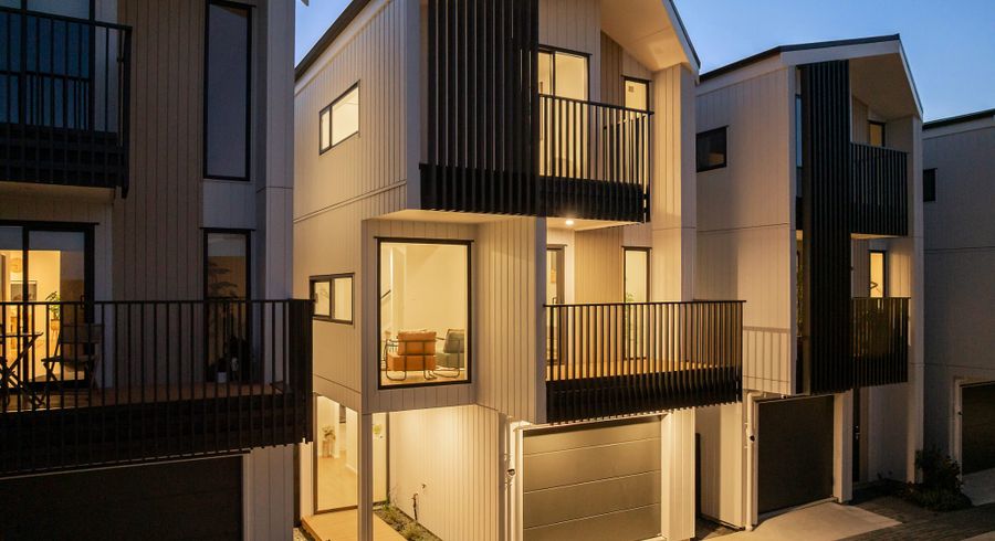  at 10-12 White Heron Drive, Massey, Waitakere City, Auckland