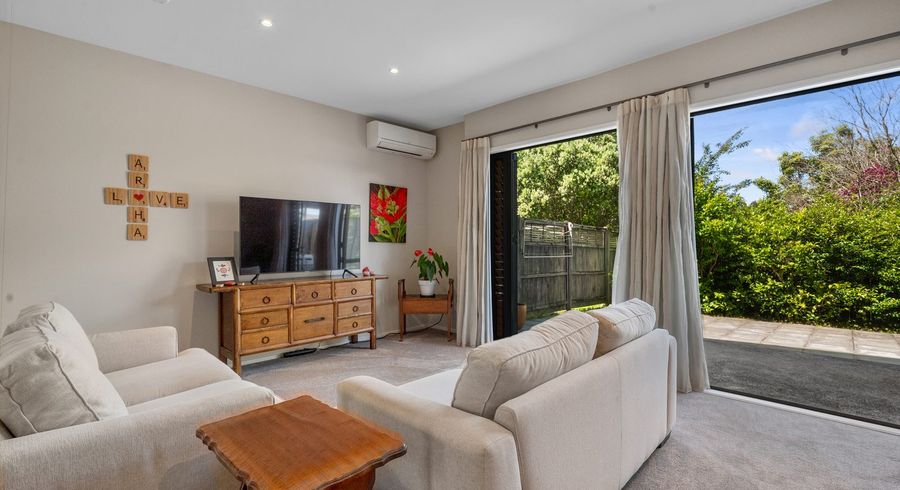  at 21/11 The Avenue, Albany, Auckland
