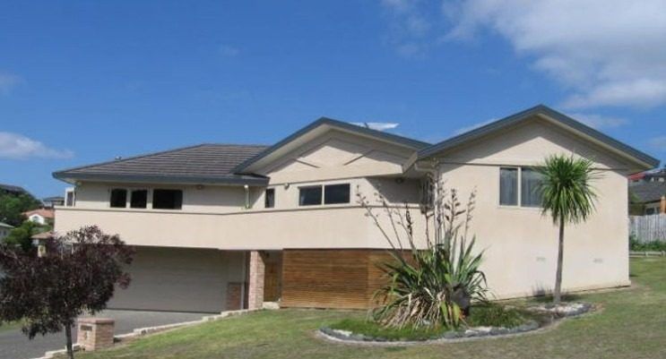  at 4 Nottingham Place, Northcross, North Shore City, Auckland
