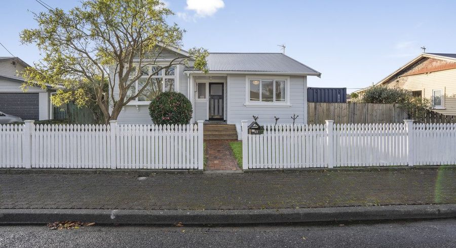 at 17 Montague Street, Alicetown, Lower Hutt