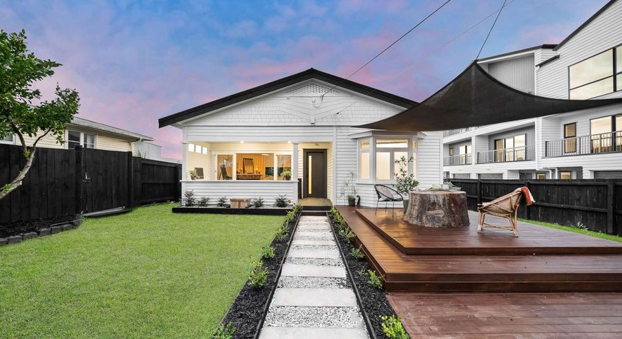  at 4050 Great North Road, Glen Eden, Waitakere City, Auckland