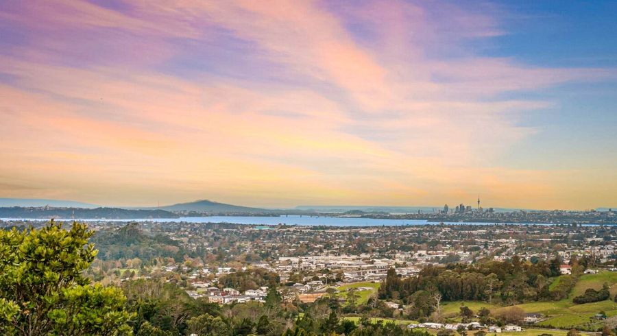  at 1144 Scenic Drive North, Swanson, Waitakere City, Auckland