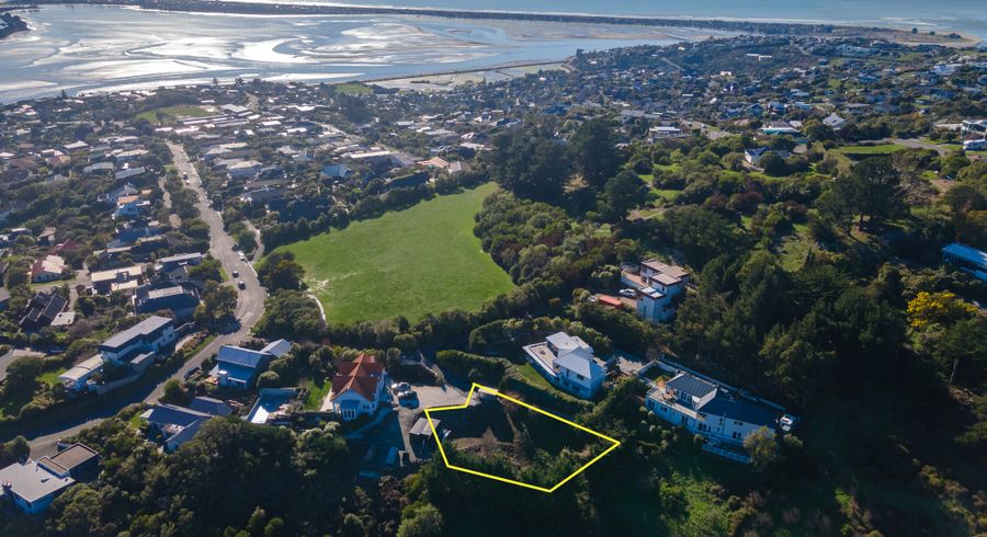  at 204A Cannon Hill Crescent, Mount Pleasant, Christchurch